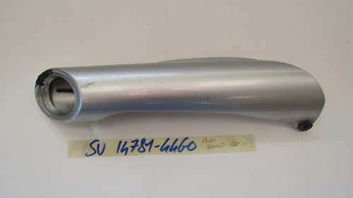 Exhaust heat shield right